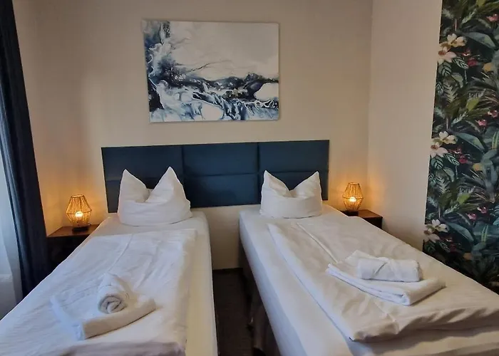 Businesshotel Hotel *